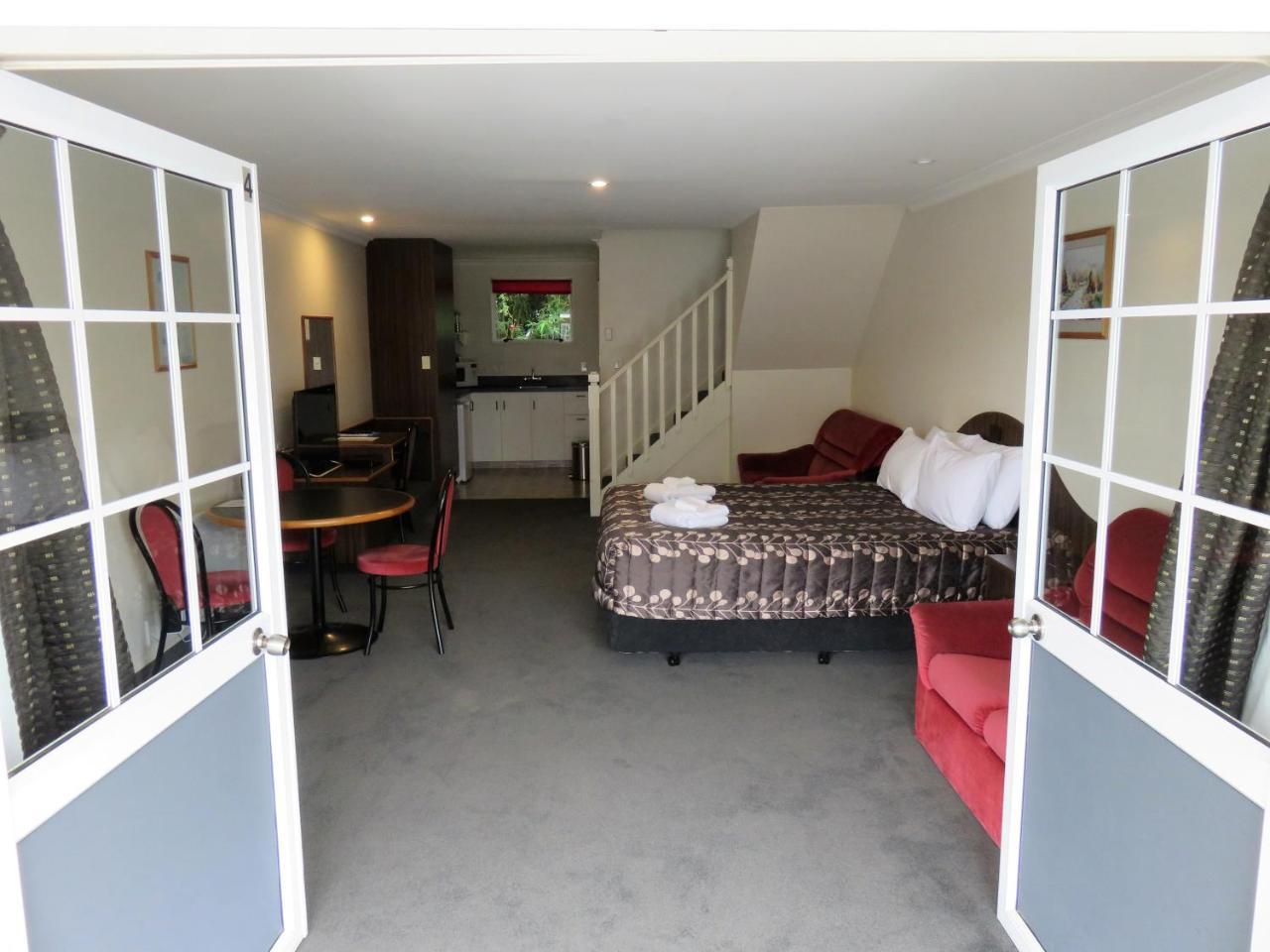 Motel Admirals Motor 4*