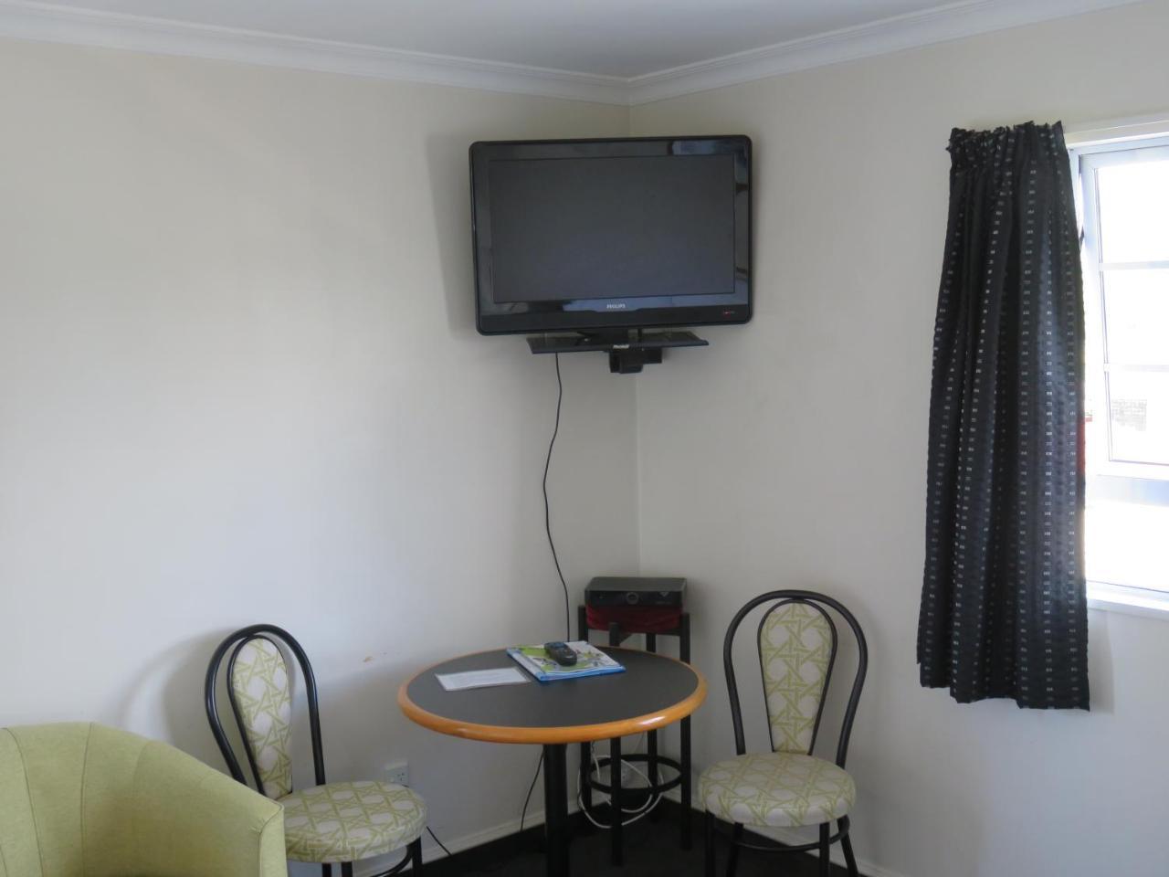 Admirals Motor 4* Blenheim